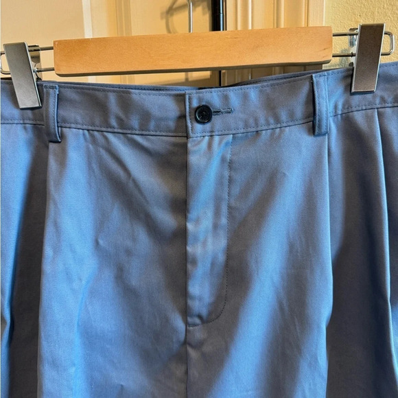 Jos. A. Bank Men’s Blue Chinos Travelers Collection Size 36W - Picture 4 of 12